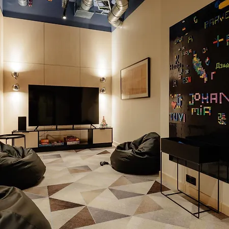 Stereo House By Larsen