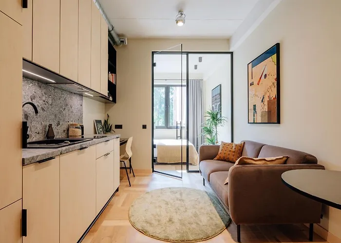 Stereo House By Larsen 3*