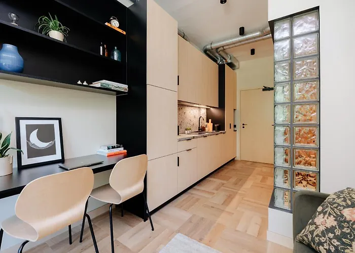 Stereo House By Larsen Reval