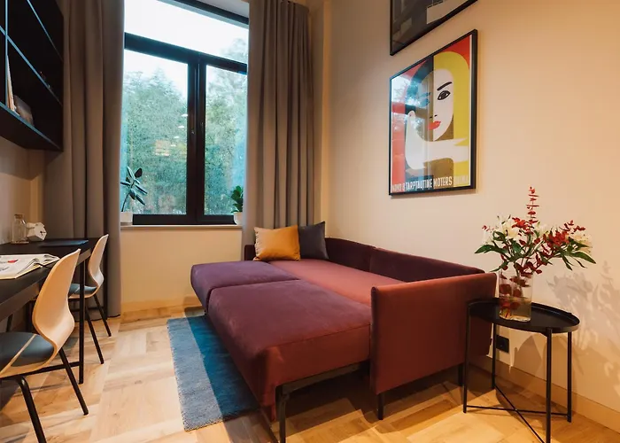 Stereo House By Larsen Reval